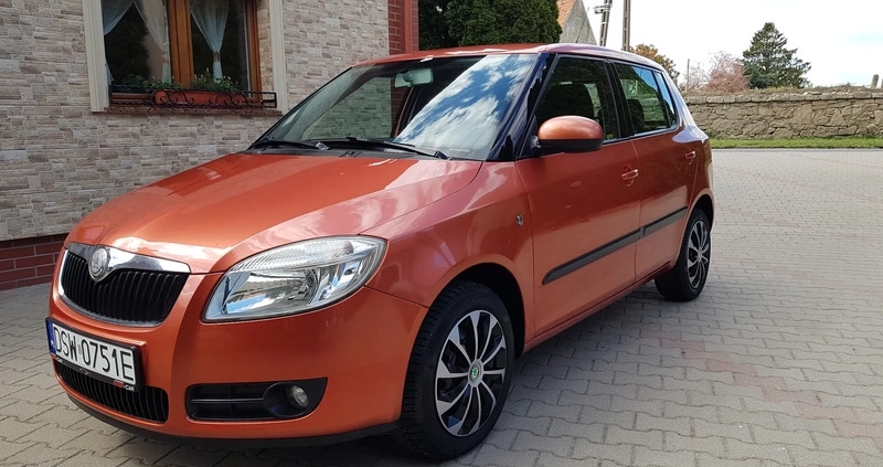 Skoda Fabia cena 15900 przebieg: 125000, rok produkcji 2007 z Strzegom małe 742